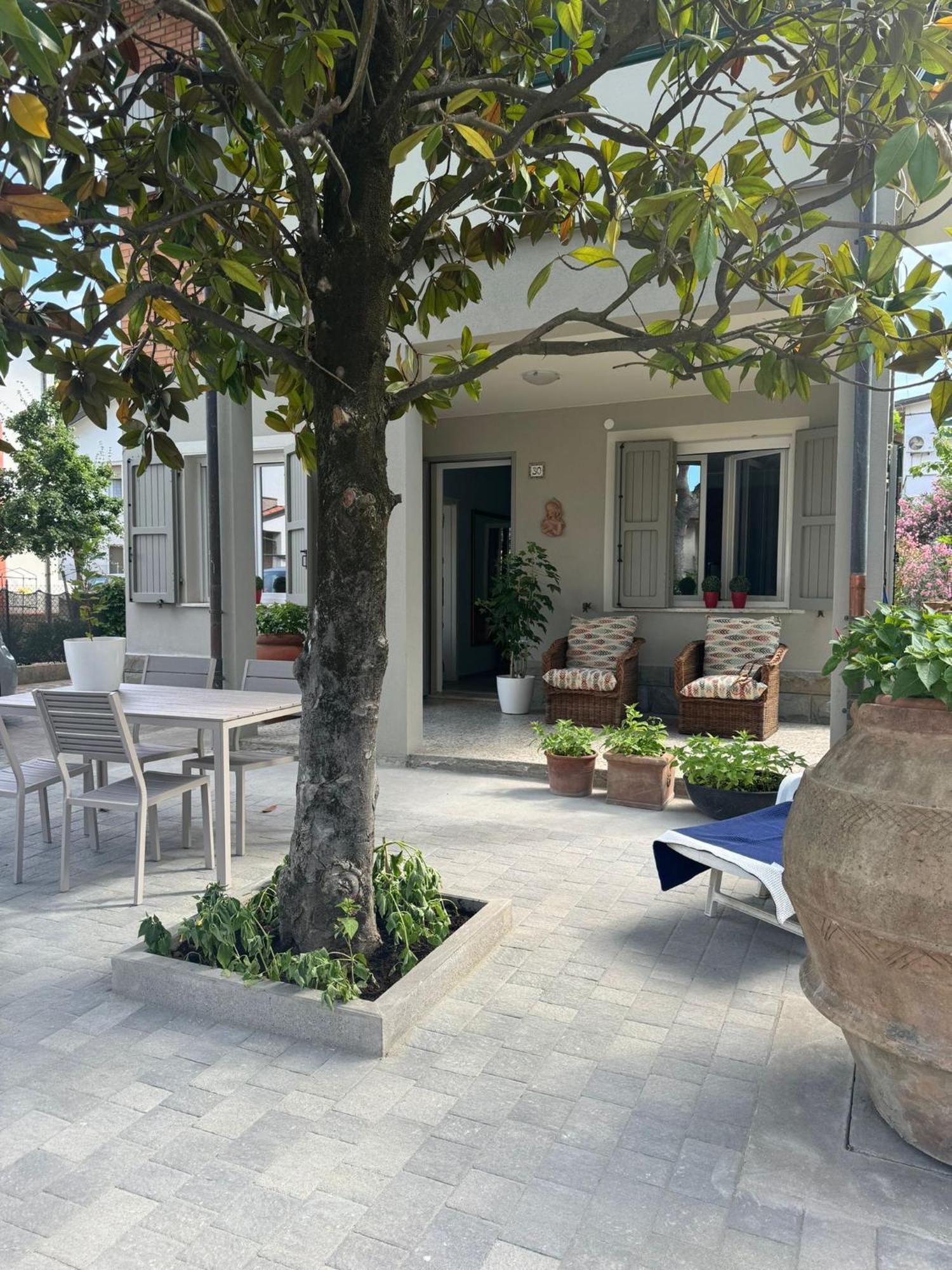 Pesciolino Rosso Villa Cesenatico Exteriör bild